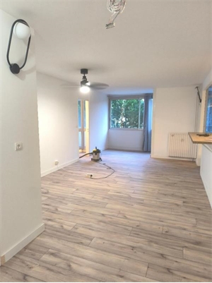 t5 à la location -   33270  FLOIRAC, surface 120 m2 location t5 - UBI484580126